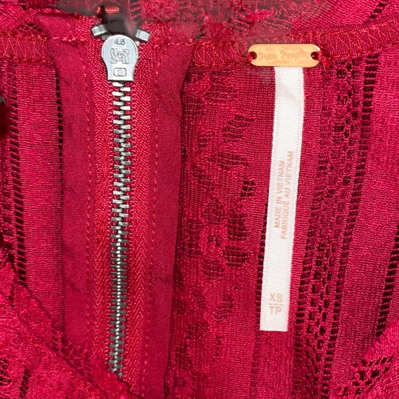 FREE PEOPLE Ruby Red Tu-Es-La Lace Mini Dress Size Extra Small - Picture 11 of 14